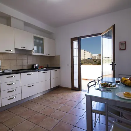 & Tao Mazo * Lajares