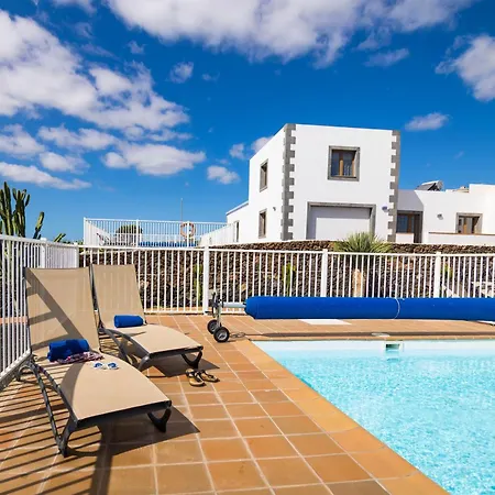 Apartman & Tao Mazo *