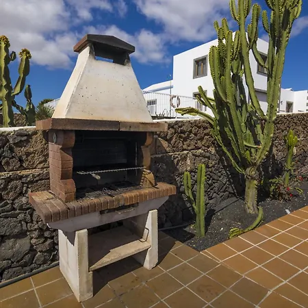 Villa & Tao Mazo *
