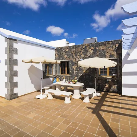 & Tao Mazo Villa