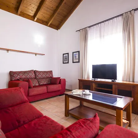 Villa & Tao Mazo