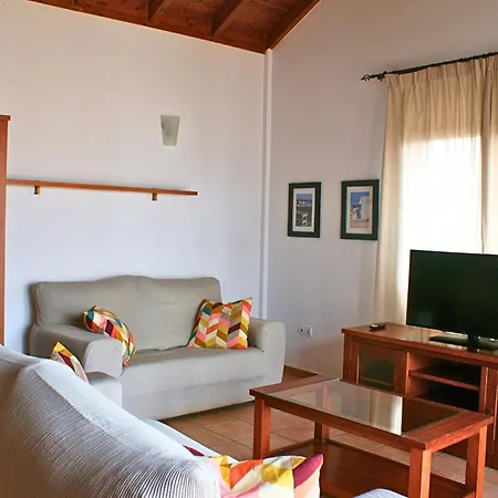 & Tao Mazo アパート ラハレス