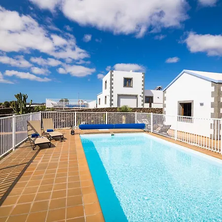 & Tao Mazo דירה לאחארס